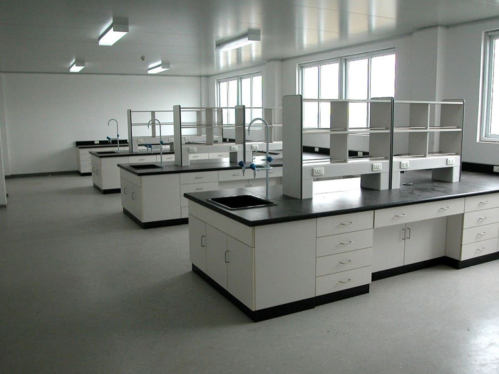 全木實(shí)驗(yàn)臺(tái)