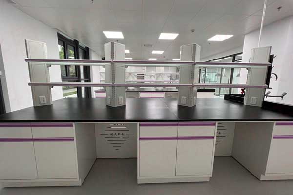 在實驗室裝修設(shè)計中要注意哪些細節(jié) 在實驗室裝修設(shè)計中要注意哪些細節(jié)